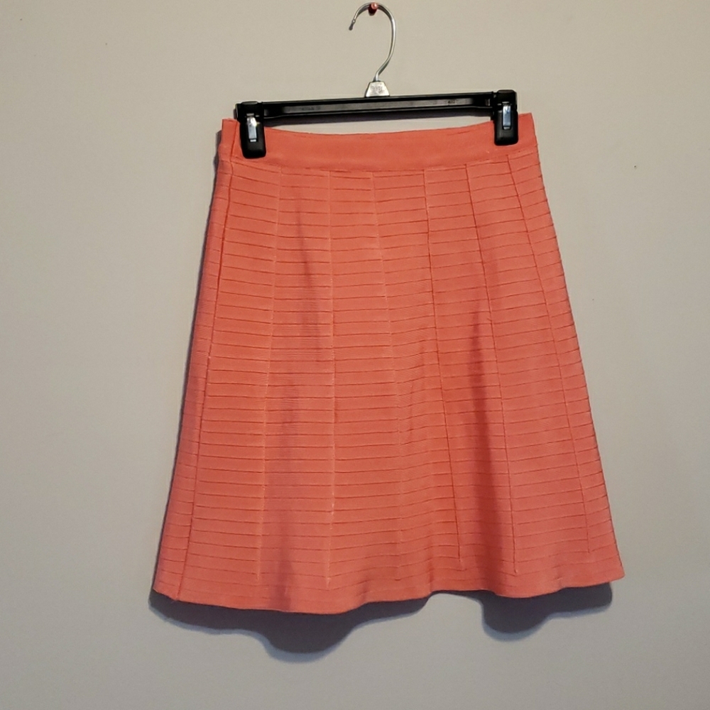 Coral mini skirt